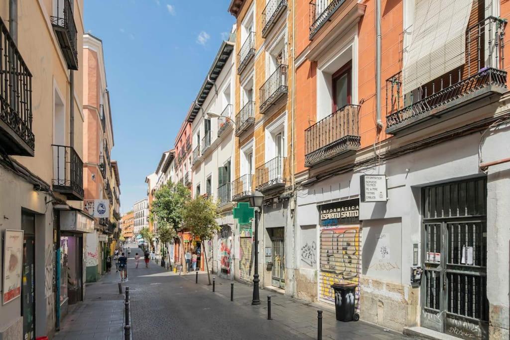 Espiritu Santo, Comodidad Para 2 En Malasana Madrid Buitenkant foto